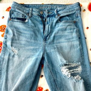 American Eagle Mom Jeans